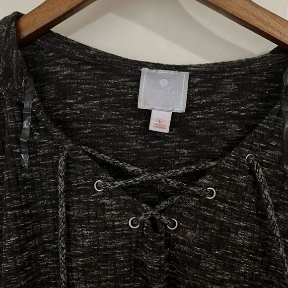 Lace up top sweater hoodie - Picture 2 of 4